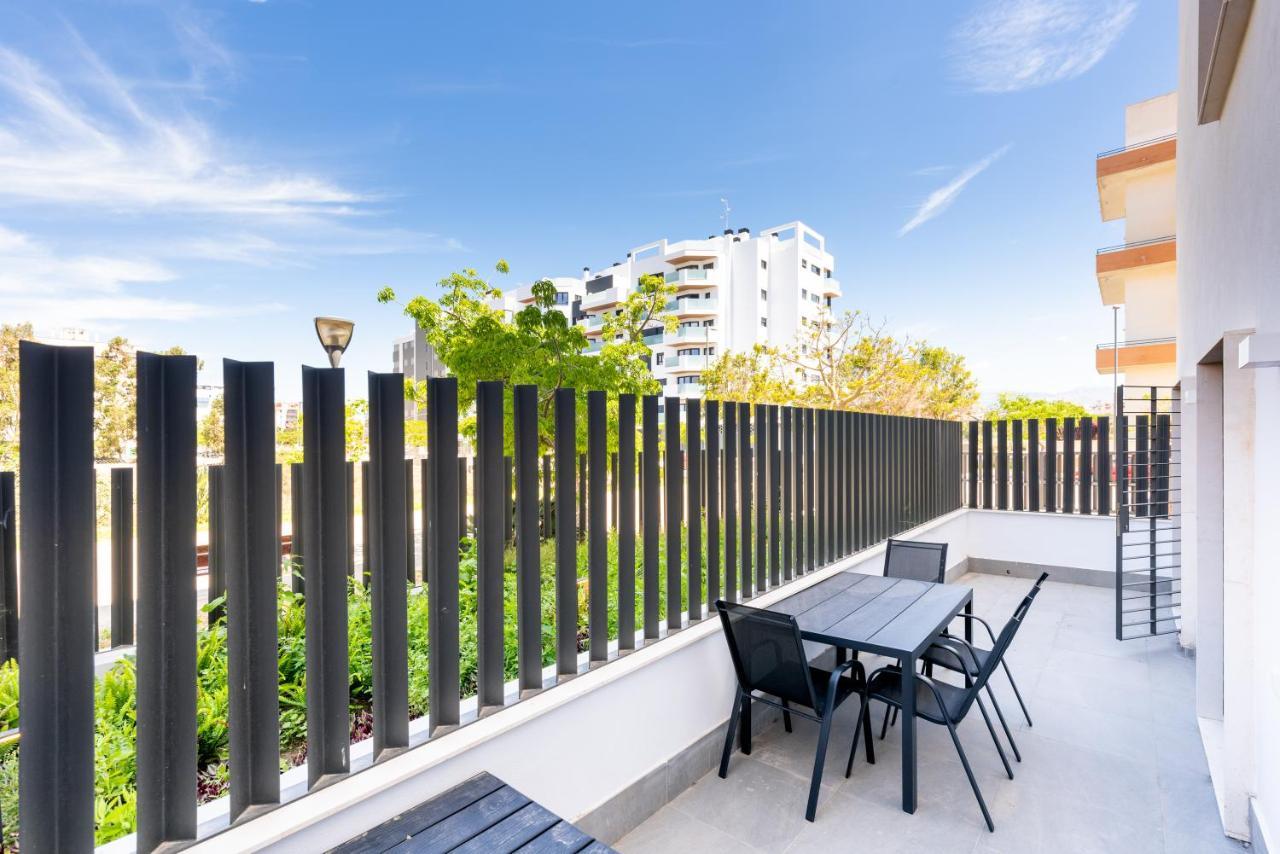 Beachfront Apartment 034 Торре-дель-Мар Екстер'єр фото